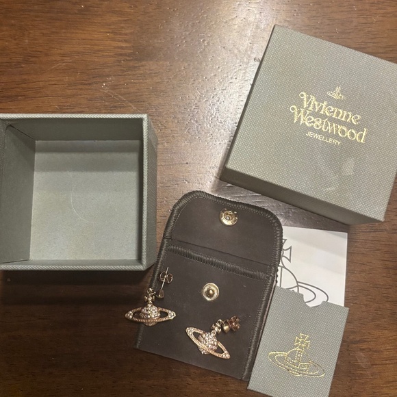 Vivienne Westwood Jewelry - Rose gold vivienne Westwood earrings
